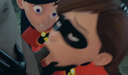 The scoundrel forces Helen Parr and her daughter to deep blowjob
