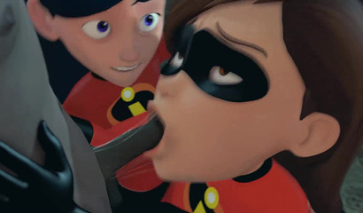 The scoundrel forces Helen Parr and her daughter to deep blowjob