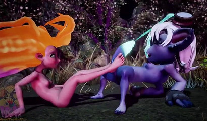 League of Legends Zoey gives a footjob to Tristana