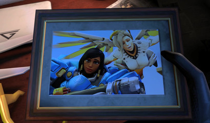 Lesbian sex of two horny girls Mercy and Pharah