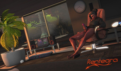 Muscular woman in bikini Brigitte make great footjob Mercy