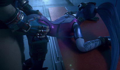 Big futa Zarya se folla a la viuda y se corre en su coño mojado