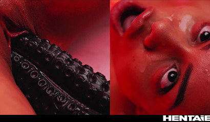 An alien attacked and fucked hard a mulatto with big tits