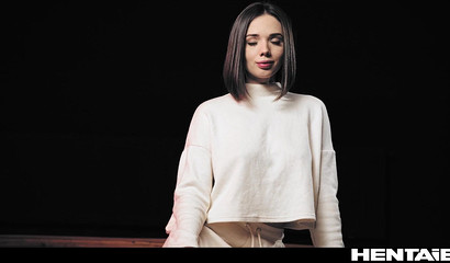 Slippery tentacles fuck a brunette with a shaved pussy