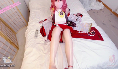 Gorgeous footjob from pink-haired Yae Miko, Japanese porn cosplay