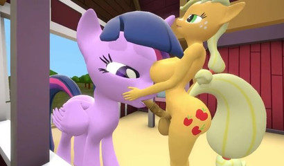 Cartoon sex on a ranch! Twilight Sparkle sucks Applejack's big futanari horse cock