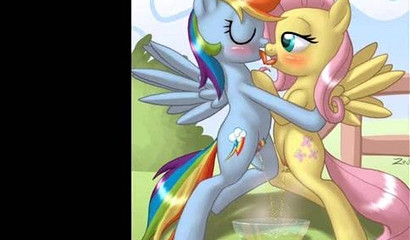 Қызы әкесін жалаңаш көрді (порно видео)