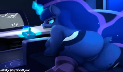 My Little Pony - Princess Luna in wet Dreams