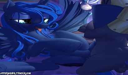 My Little Pony - Princess Luna in wet Dreams