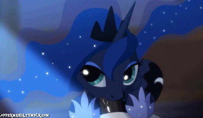 My Little Pony - Princess Luna in wet Dreams