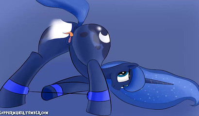 My Little Pony - Princess Luna in wet Dreams