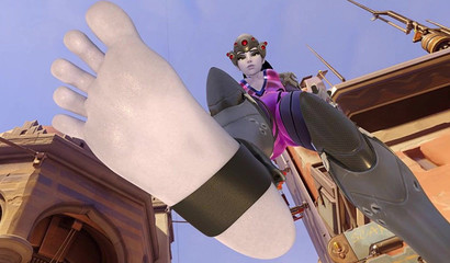 Widowmaker footjob porn, her sexy legs will bring anyone to orgasm!