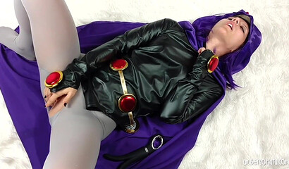 Raven Cums Hard For The Camera (Teen Titans Parody)