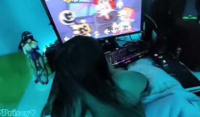 CHALLENGING me to PLAY Friday Night Funkin WHILE ... - Priscy Games