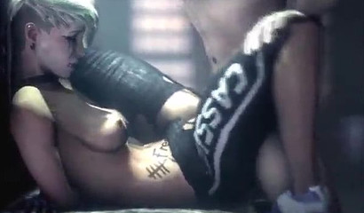 Cassie Cage spread her legs wide