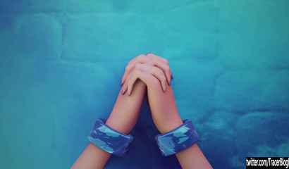 Kinky 3D blonde Elsa teasing young redhead Anna's holes