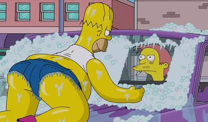 Homer Simpson and Peter Griffin Sexy Car Wash