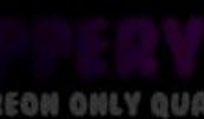 Creeper makes Jenny scream for Minecraft release