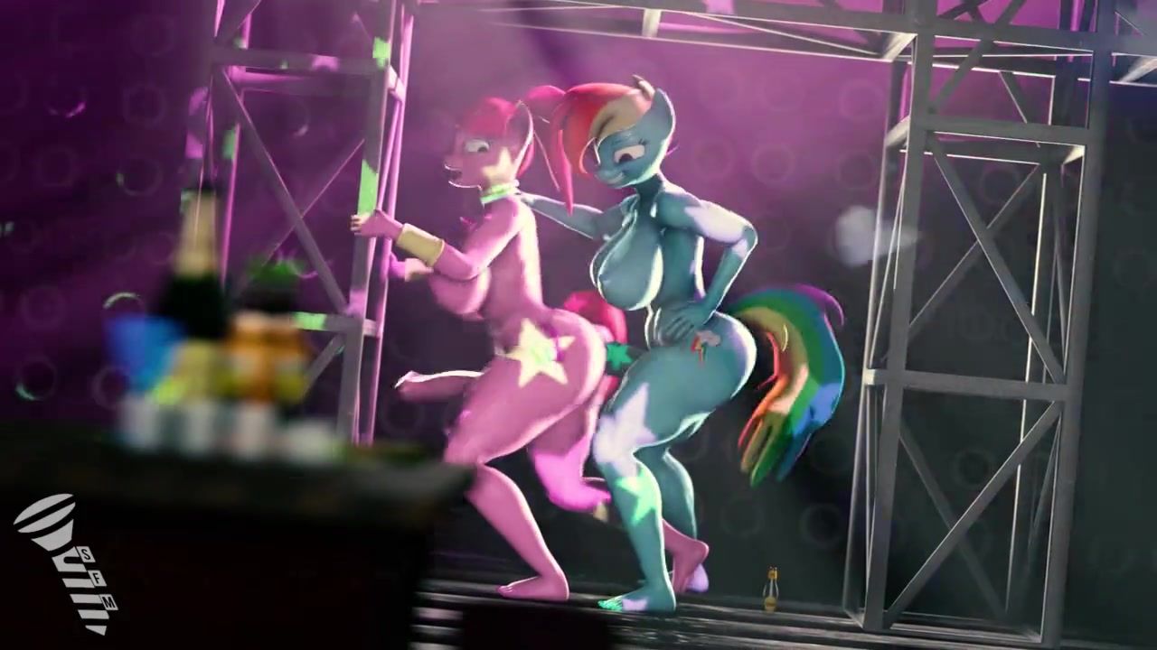 Futa Rainbow Dash Twerk Club [ScrewingWithSFM]