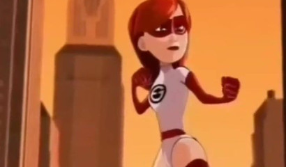 The girls from the Incredibles take after their hot mama