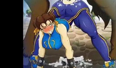 Chun Li can't take the huge horse rod