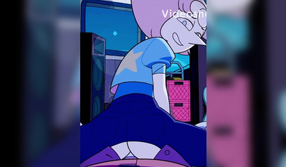 Pearl Pierogi ripping tight jeans in a steamy POV