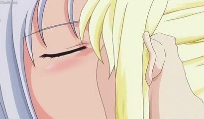 Reaching the big O with the help of her lesbian friend