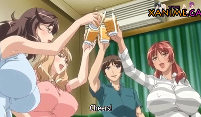 Busty Hentai babe enjoys steamy sex