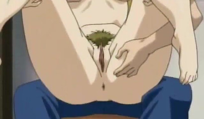 Hentai blonde watches an artist toying her pussy