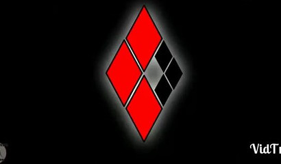 Little babe fucks monsters in a 3d threesome