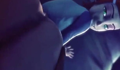 Cartoon nympho Gwen Tennyson teases with her sexy curves