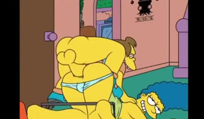 The MILFs from Family Guy and The Simpsons having sex